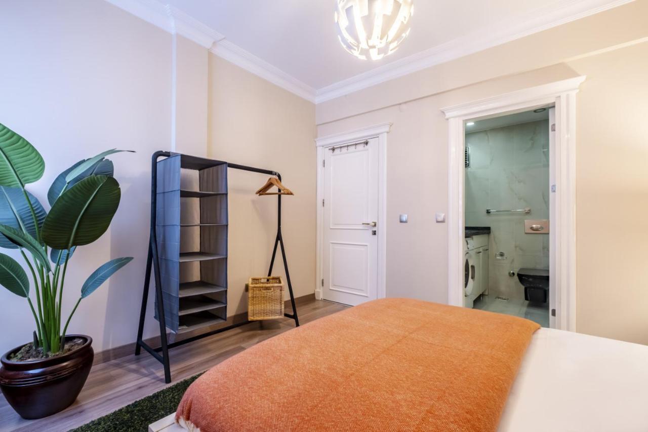 Captivating Flat With Balcony Near Besiktas Pier Apartment Istanbul Exterior photo