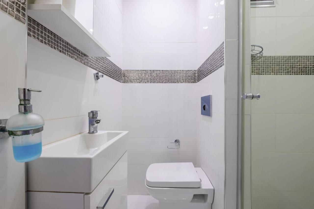Captivating Flat With Balcony Near Besiktas Pier Apartment Istanbul Exterior photo